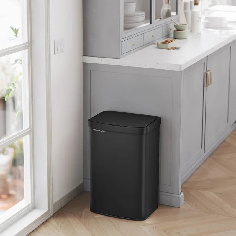 Blk 13 Gal. Touchless Trash Can