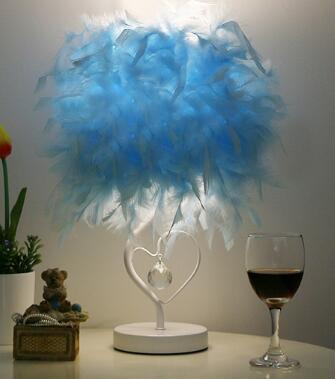 Feather Crystal Table Lamp