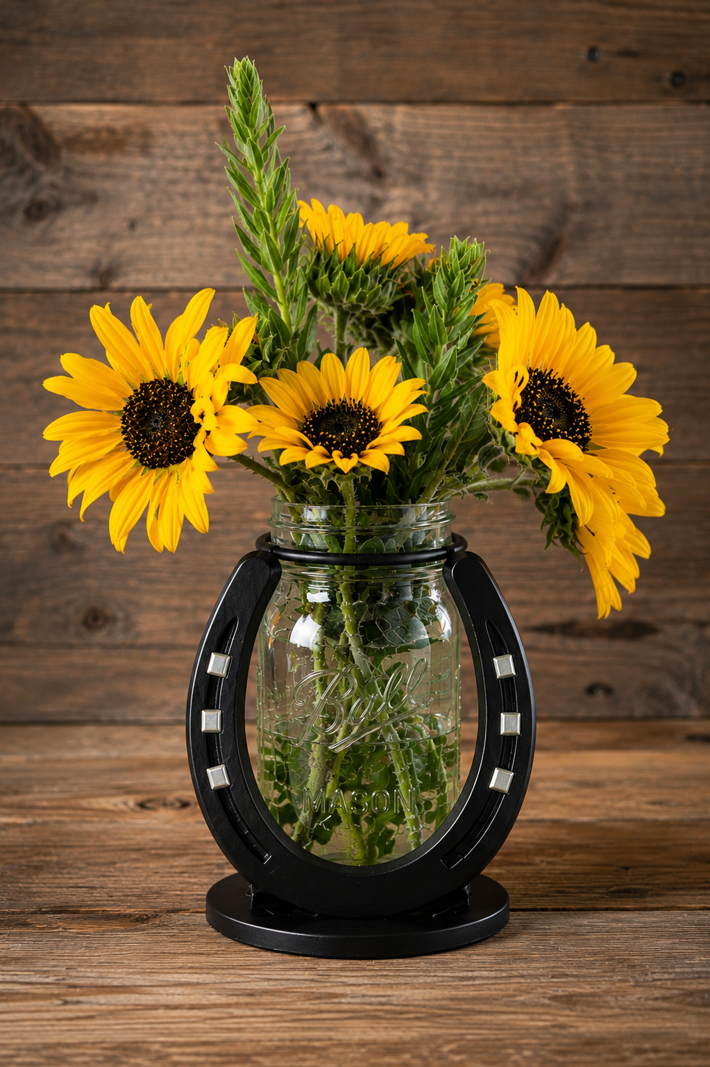Horse shoe/Mason Jar Vase (jar not included)