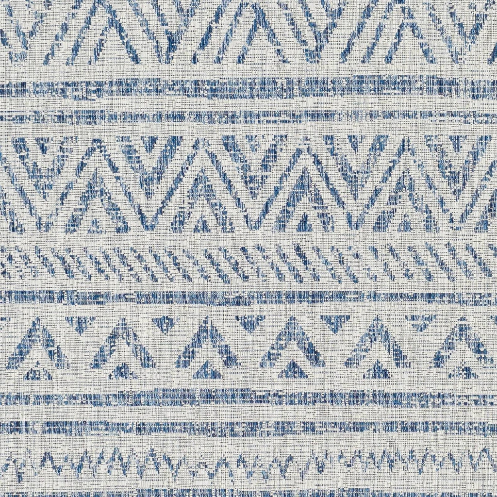 6.5'x9' Indoor/Outdoor Area Rug
