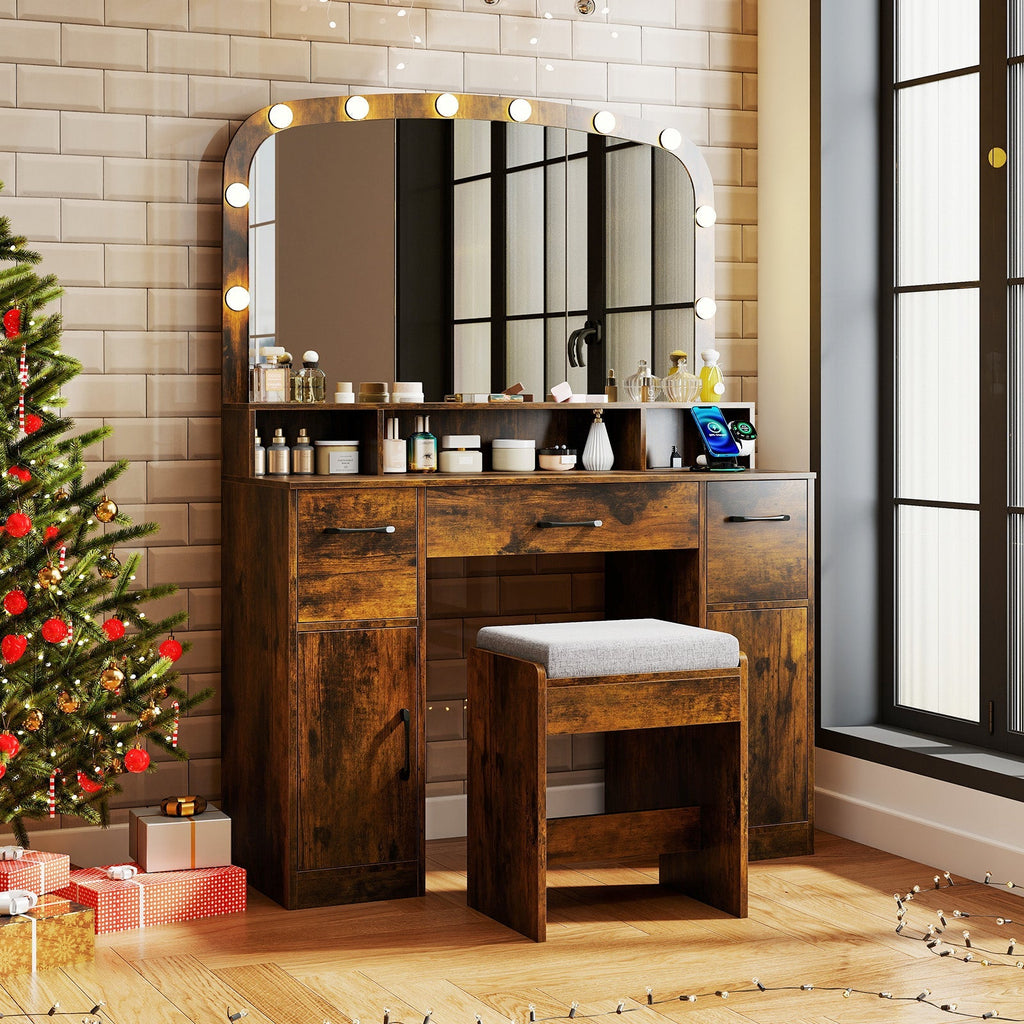 Lighted Makeup Table/Stool