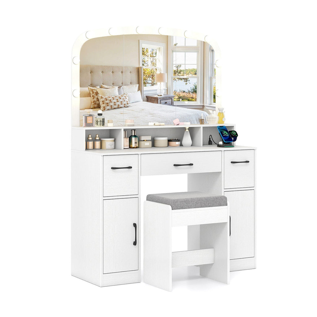 Lighted Makeup Table/Stool