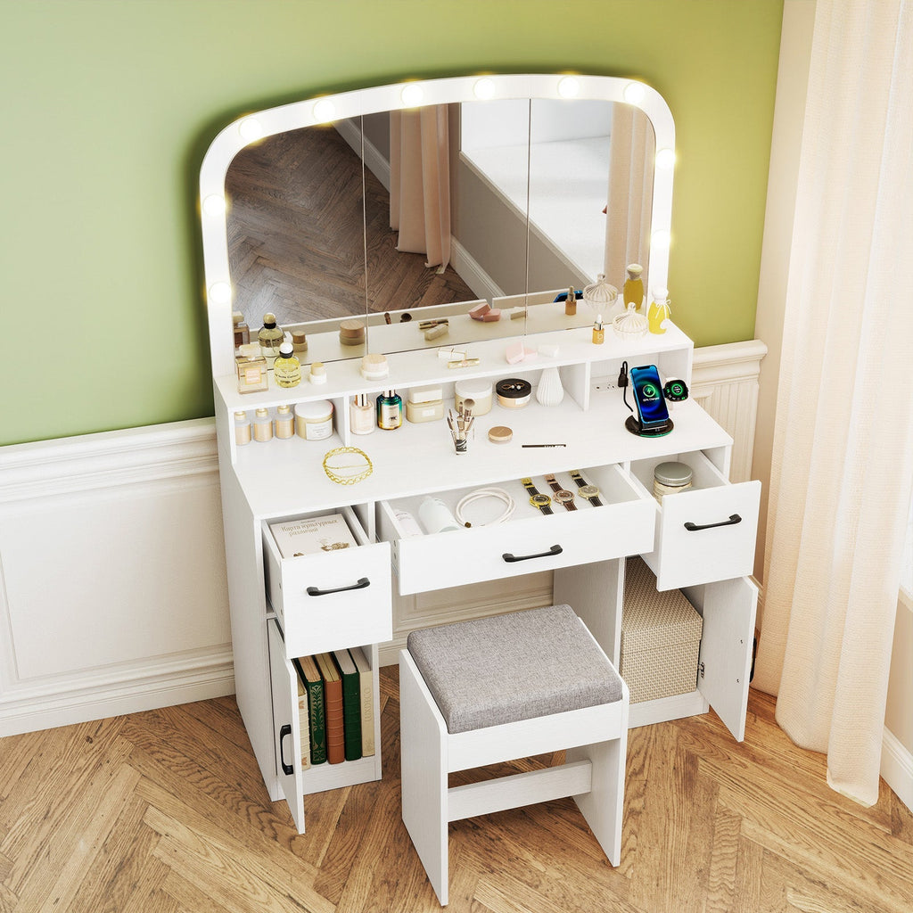 Lighted Makeup Table/Stool
