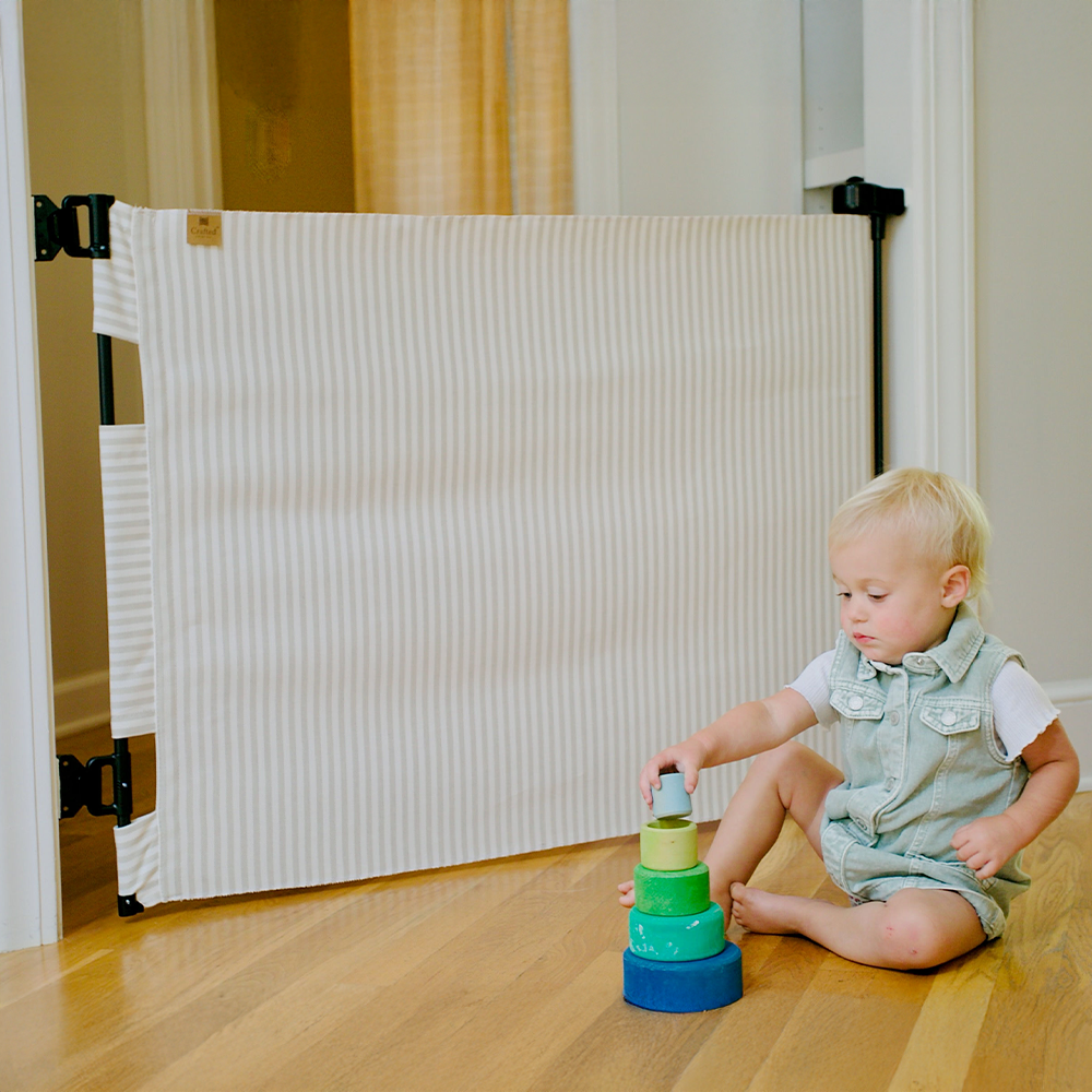 Baby & Pet Safety Gate