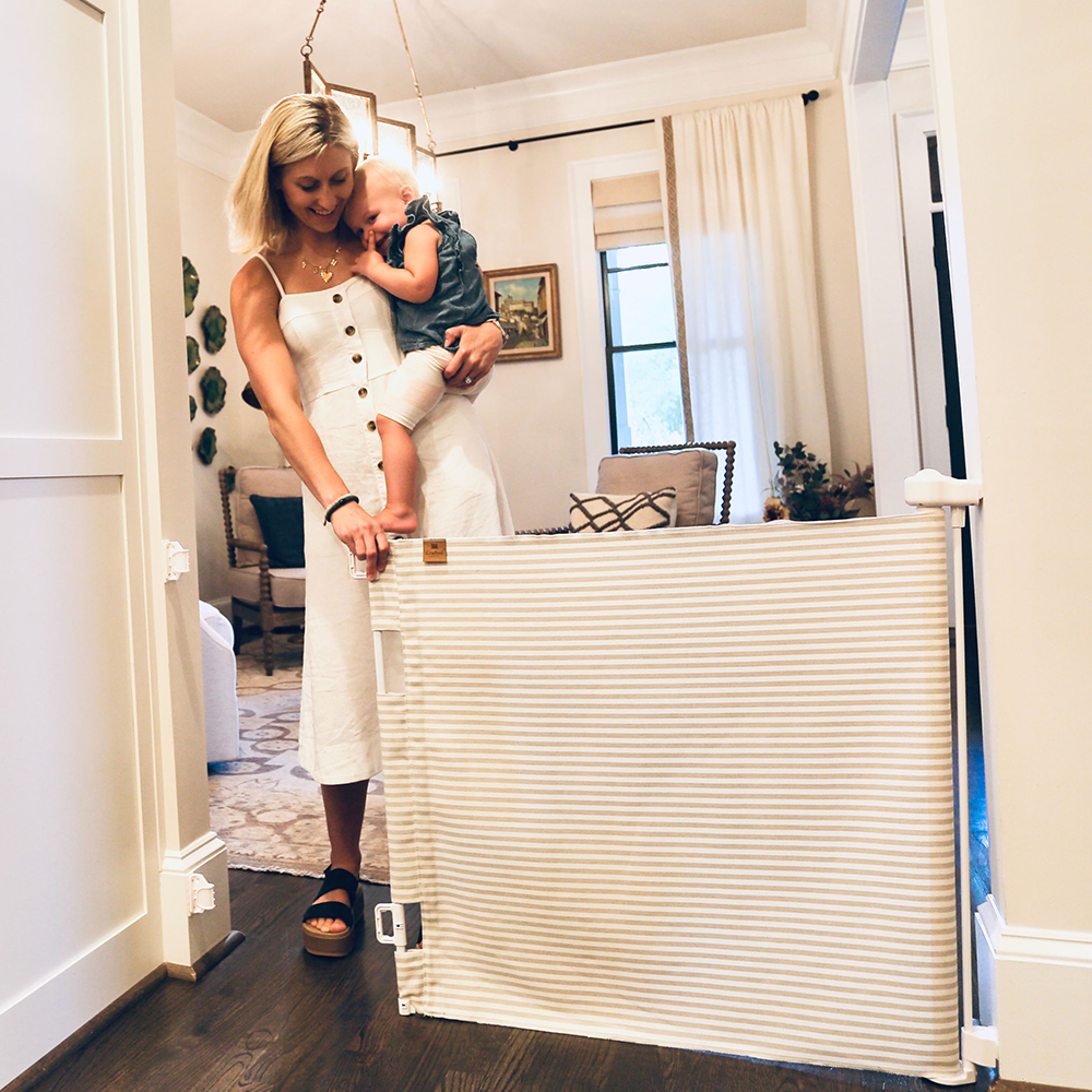 Baby & Pet Safety Gate