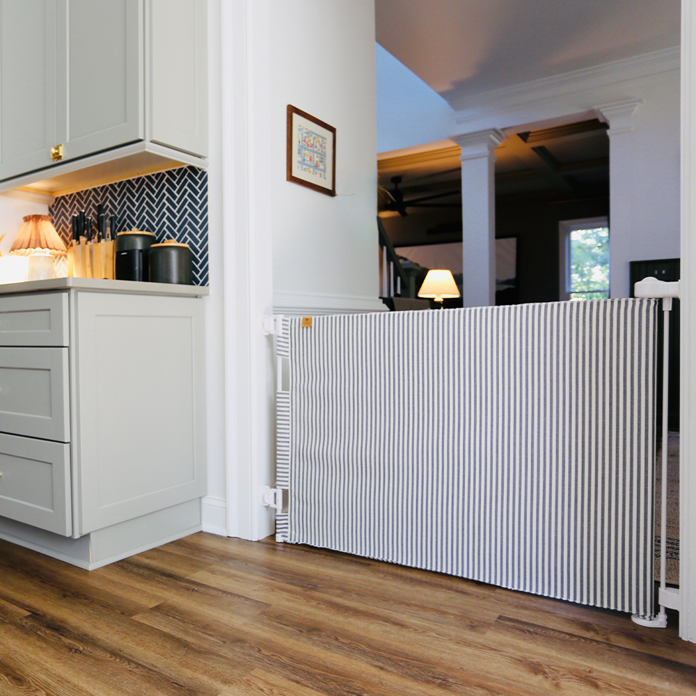 Baby & Pet Safety Gate