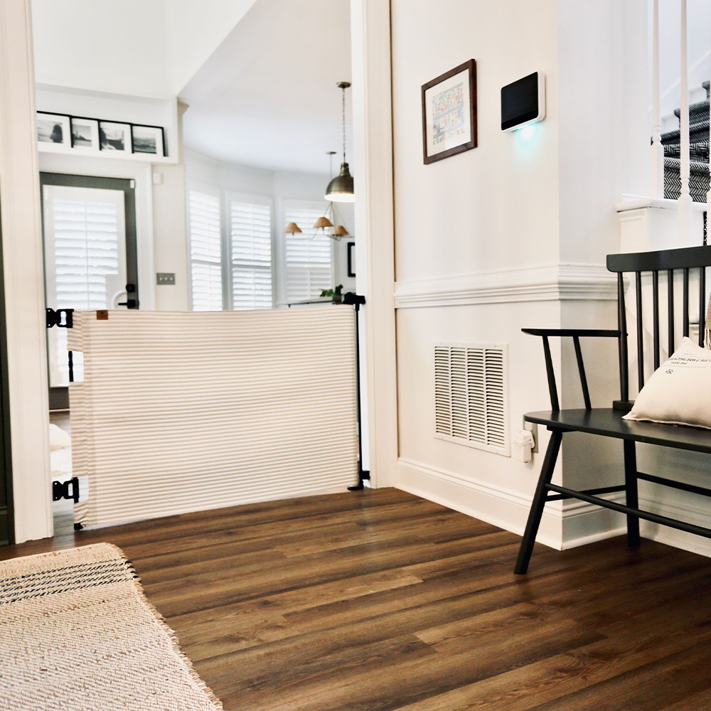 Baby & Pet Safety Gate