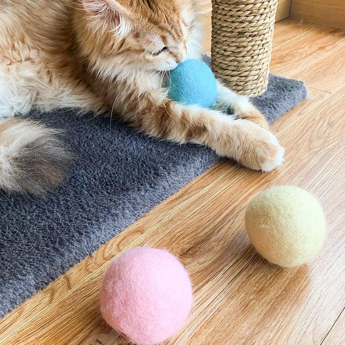 Interactive Chirping Catnip Balls