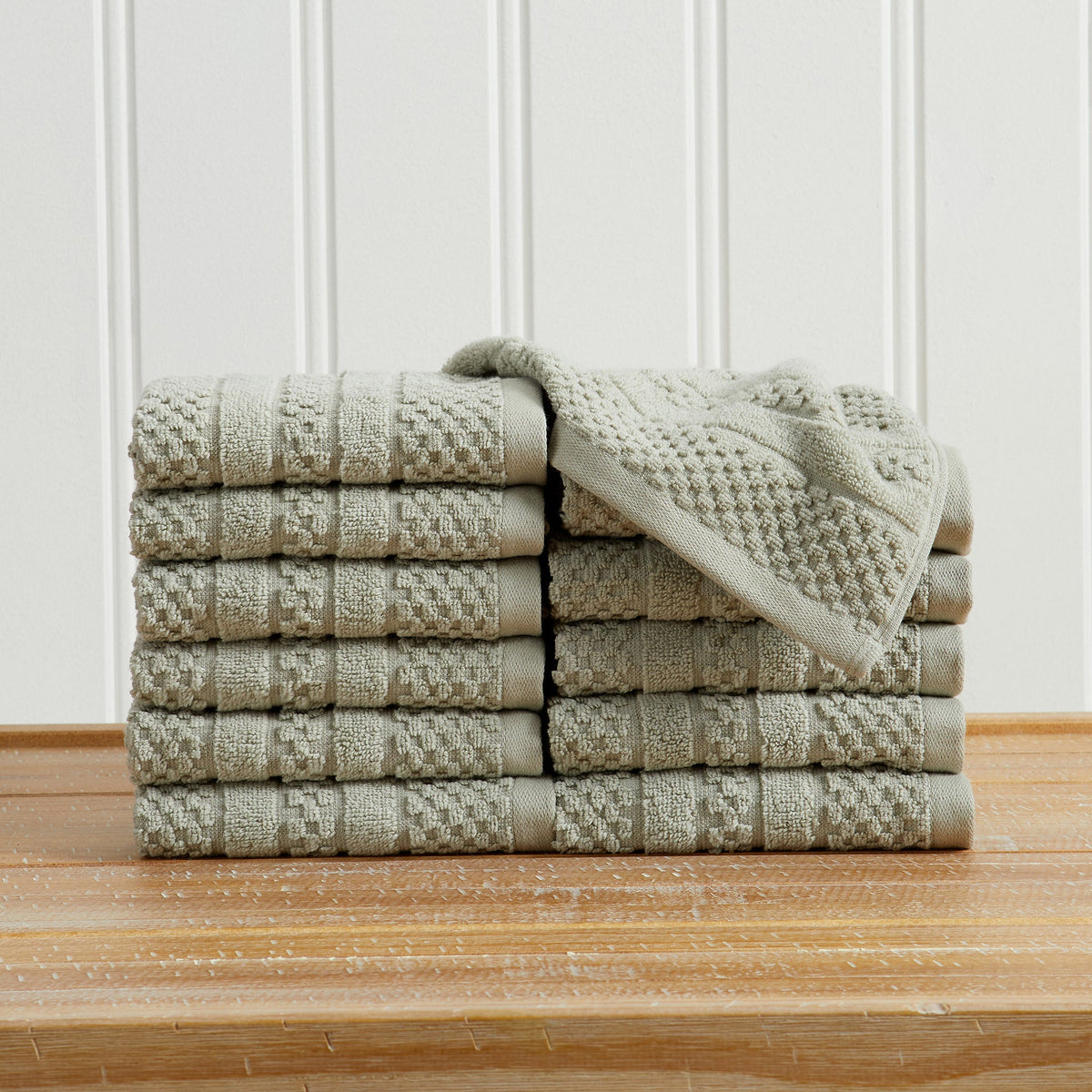 Giuliana Bath Towel Set